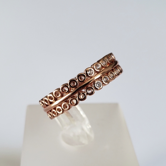 18k Stack Band - Picture 2 of 8